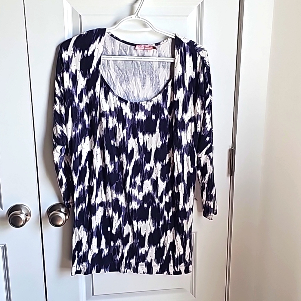 Juicy Couture Long Tunic Shirt in Women's Size Small